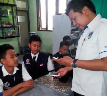 Jaga Generasi Bangsa, Sat Reskoba Polres Lumajang Gelar Razia Anti Narkoba di Sekolah